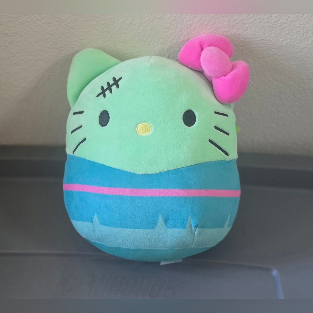 Hello Kitty Squishmallow Plush Collectible Toy Sanrio Kellytoy Jazwares Preowned